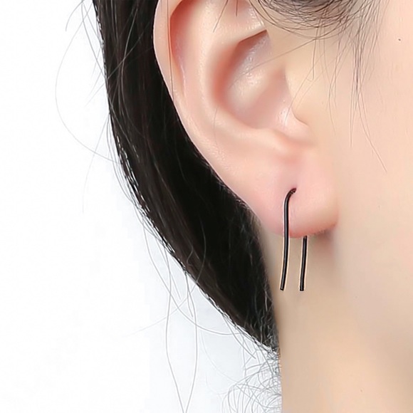 3/$30 - Black Ear Wire Crawlers No Backs Needed - Picture 2 of 8